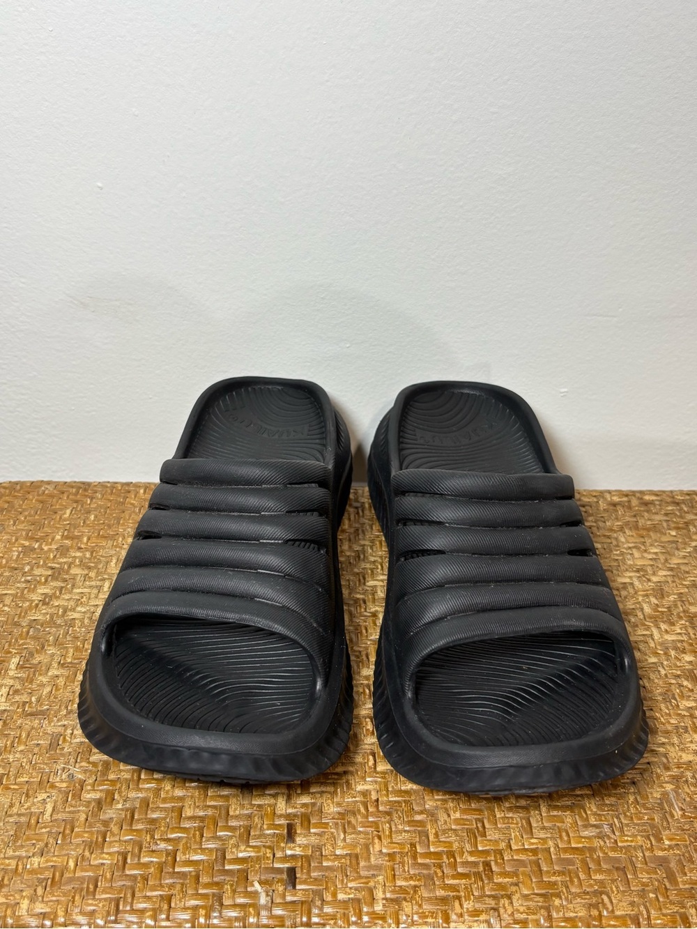Women's Black Padded Slide Sandals - Cushioned Everyday Comfort